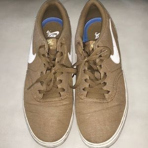 Nike SB Chuck Sneakers